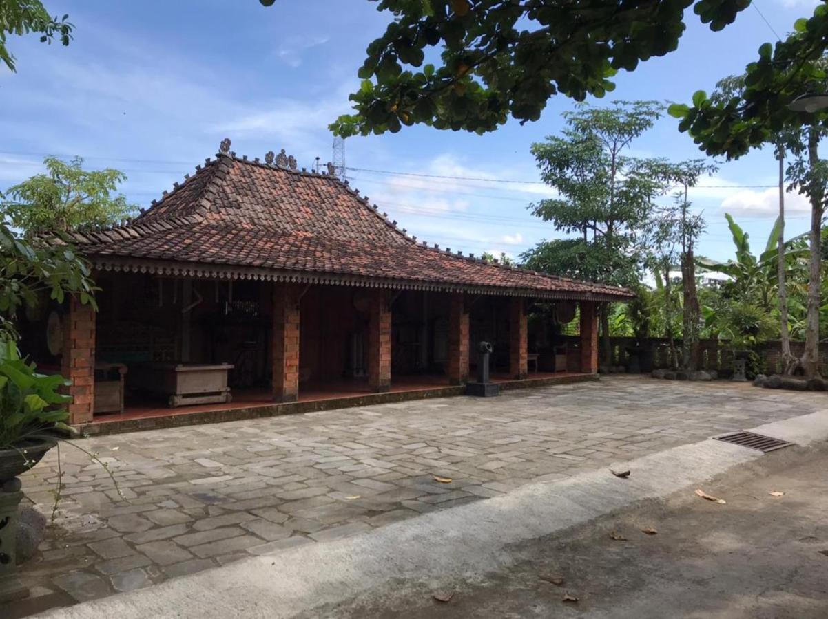 يوغياكارتا Legiyem Homestay المظهر الخارجي الصورة