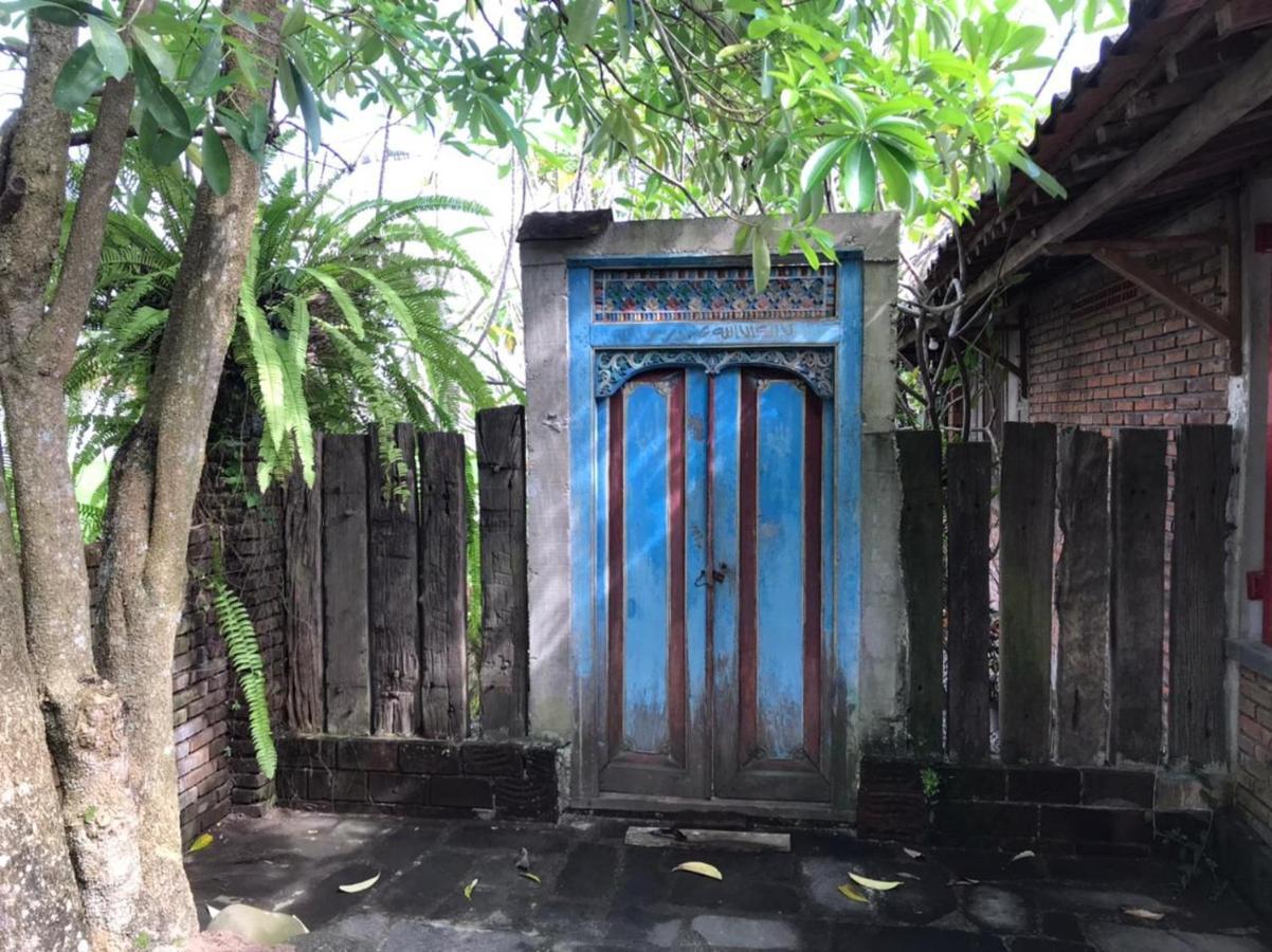 يوغياكارتا Legiyem Homestay المظهر الخارجي الصورة