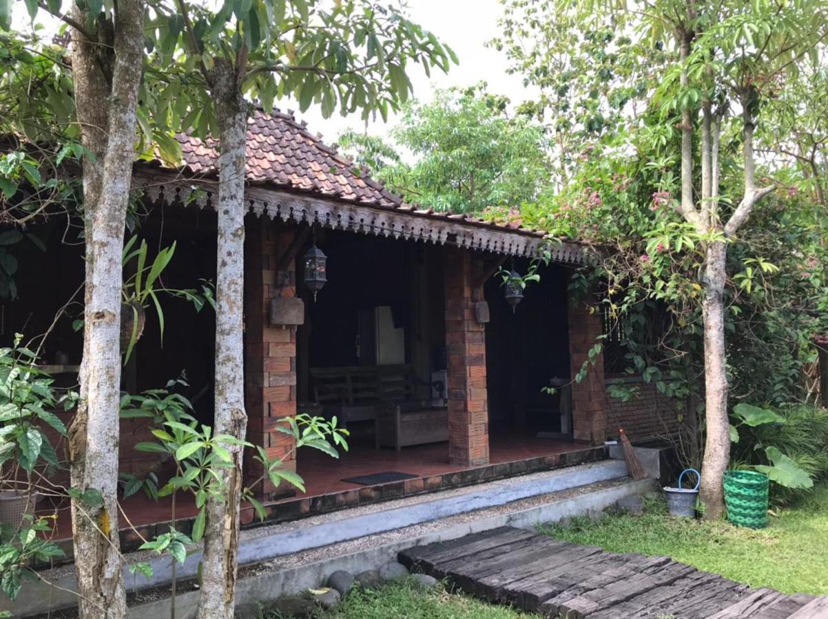 يوغياكارتا Legiyem Homestay المظهر الخارجي الصورة