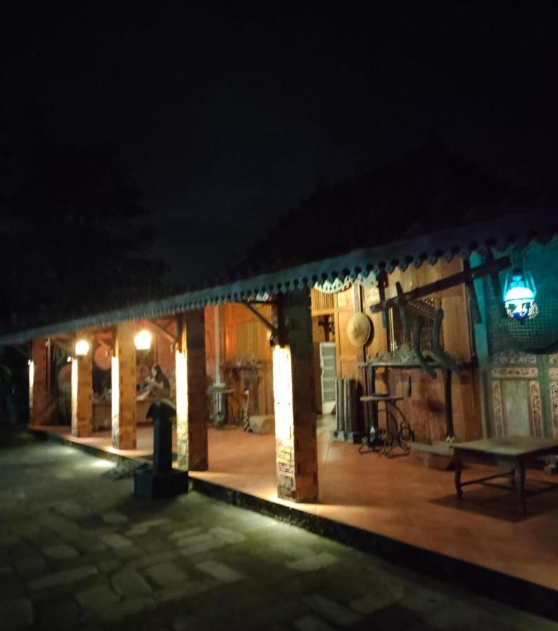 يوغياكارتا Legiyem Homestay المظهر الخارجي الصورة